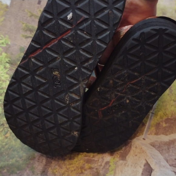 TEVA mauve sandals size 9.5? - Picture 4 of 6